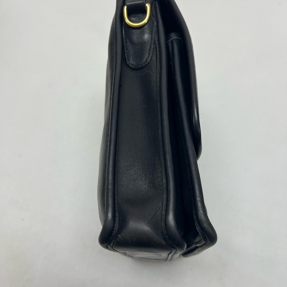 Coach Vintage Station Bag Black Glove Tanned Leather Station Crossbody size M - Picture 8 of 13